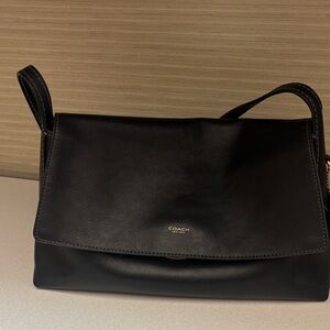 COACH Black Chelsea 30